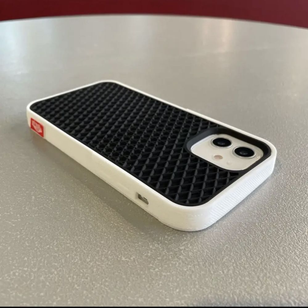 Чехлы на iphone