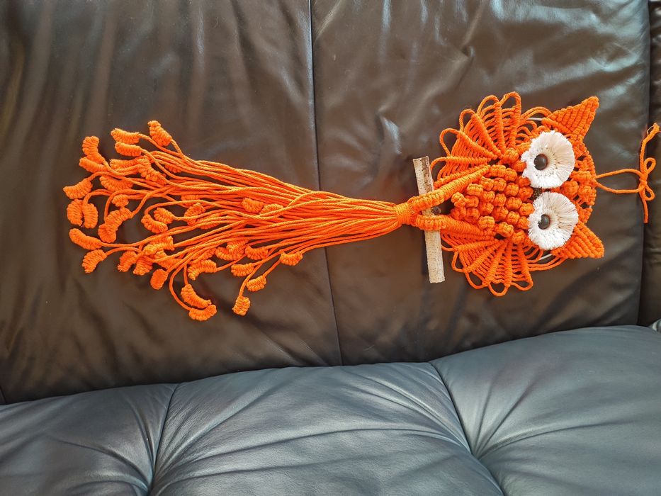 decoratiune interioara bufnita  lucrata manual