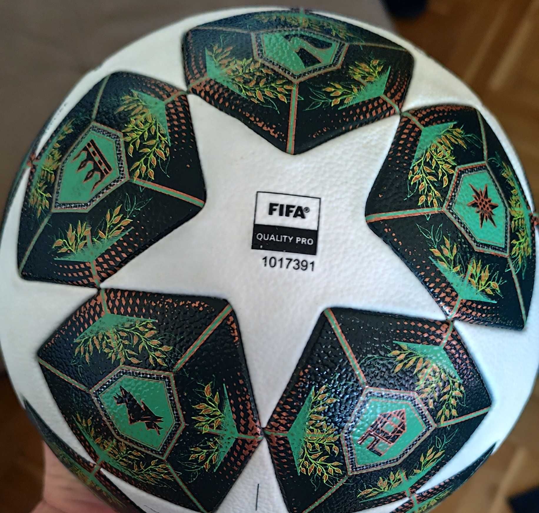 Adidas UCL FIFA PRO Quality Munich 2025 Final Matchball
