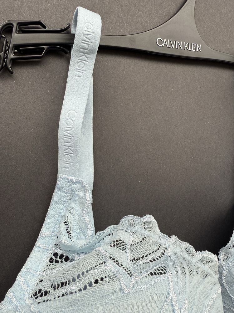 Светлосин сутиен Calvin Klein /75D/