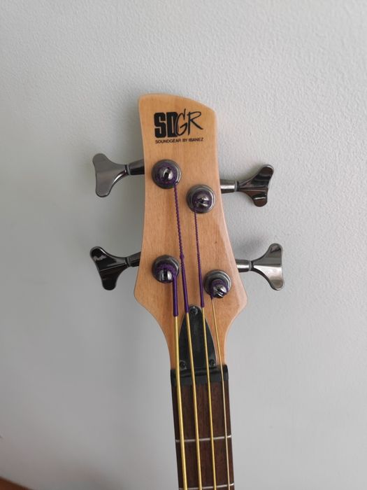 Бас китара Ibanez SR400
