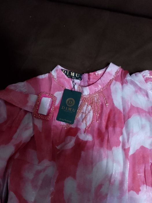 Vecherni kuylak sotiladi