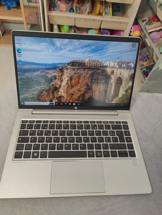 Laptop nou gaming Ryzen Ram 16Gb video 4Gb ssd GTA FORTNITE CSGO FIFA