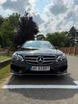 Mercedes e200.