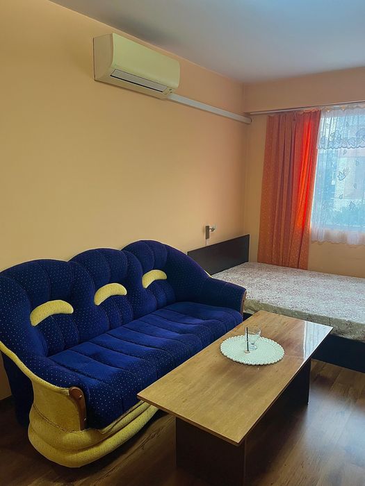 Дава се под наем Едностаен апартамент в Казанлък - 46 кв.м за 204 € - Снимка #2