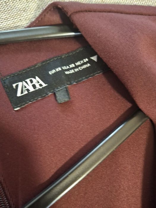Страхотна  Рокля ZARA