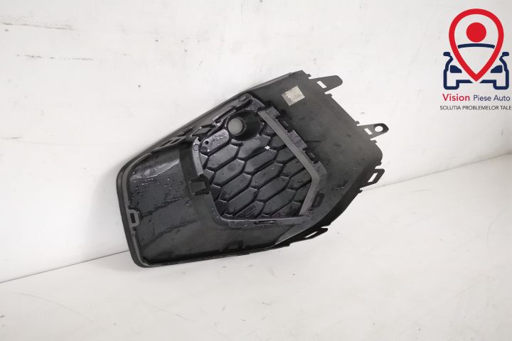 Ауди А3 / Audi A3 4 (8Y) Странична декоративна решетка на предния фар