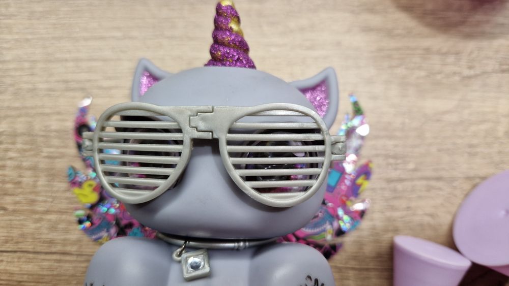 Сладолед с изненадваща фигура на еднорог Unicones 10 лв