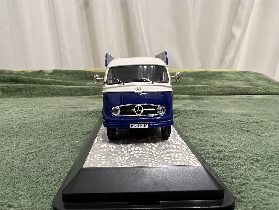 Macheta Mercedes Benz L913D model rar scara 1:43 PremiumClassiXXs