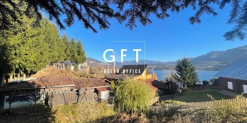 Teren intravilan de vânzare în Colibița