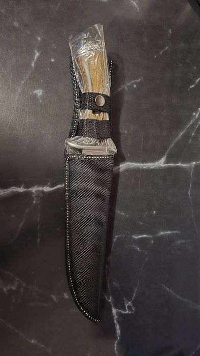 Cuțit de vânătoare