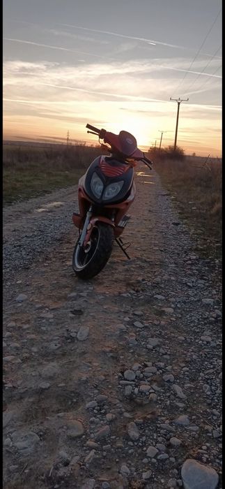 Scuter  125cc 4t