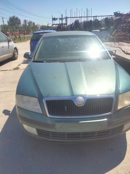 Dezmembrez Skoda Octavia 2