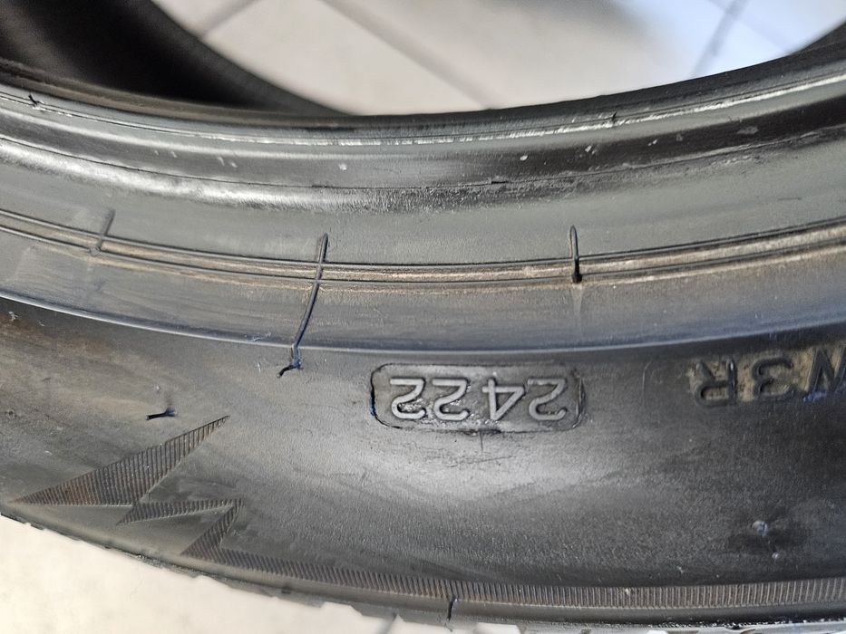 255/45R20 Bridgestone DOT 2022