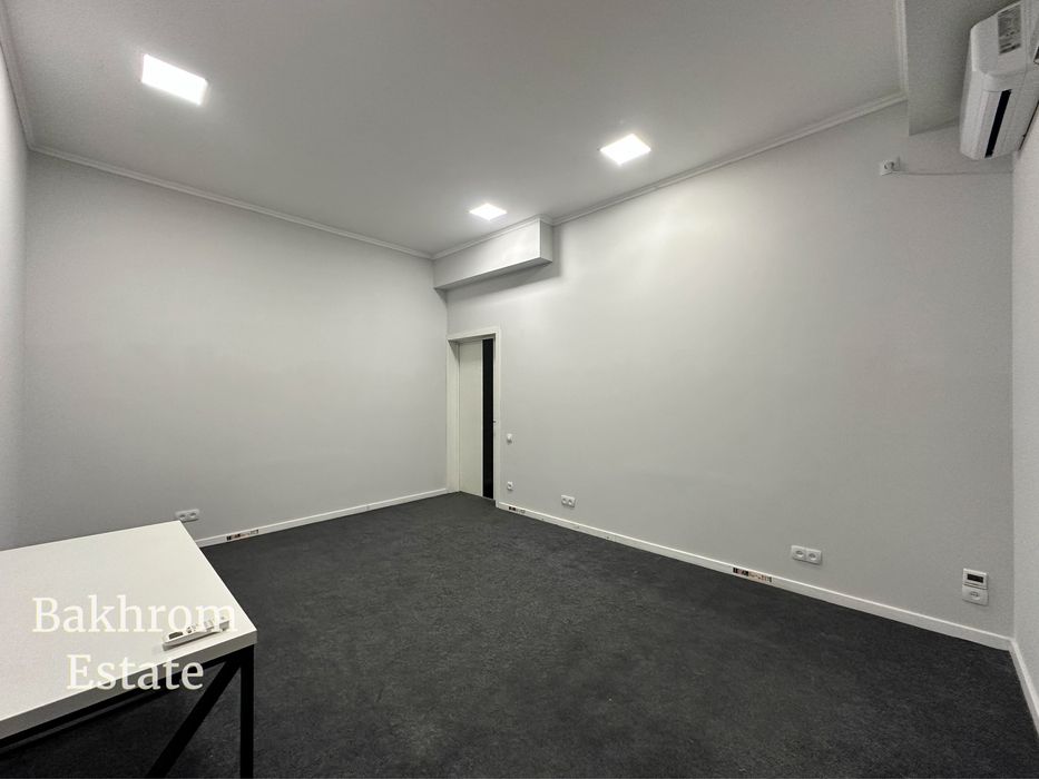 Офис • 19 м² • Ганга м. Гафура Гуляма, с мебелью