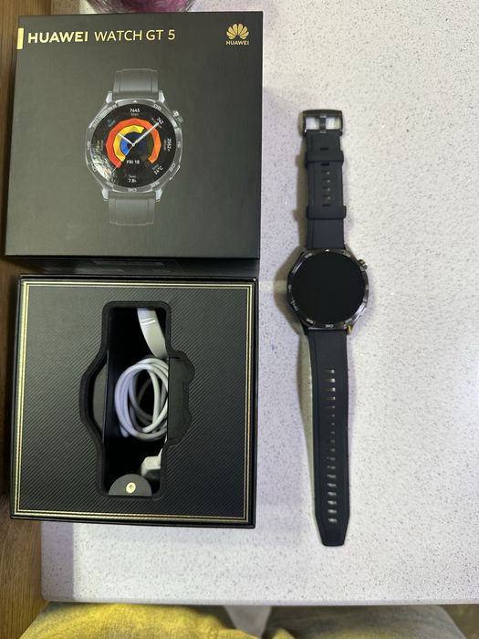 Huawei Watch GT 5 – Чисто нов!