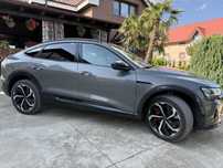 Audi Q8 Sportback Advanced 50 e-tron quattro