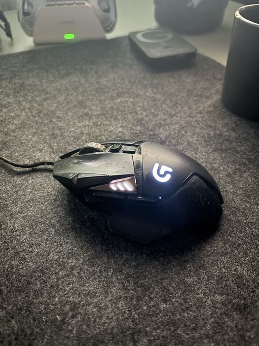 Set Logitech Mouse G502 + Tastatura G213