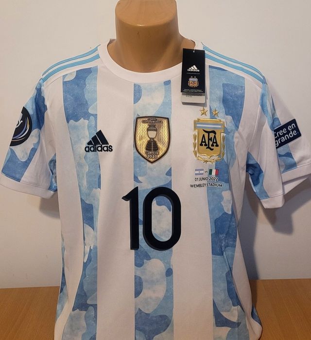 Tricou Messi Argentina pentru colecție sau cadou etc