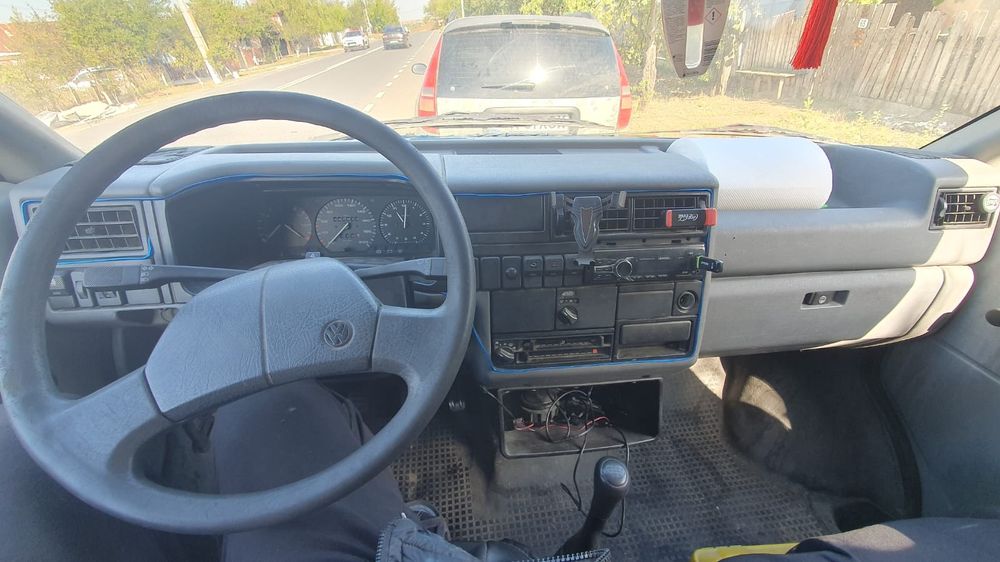 DE VÂNZARE T4
An fabricaț