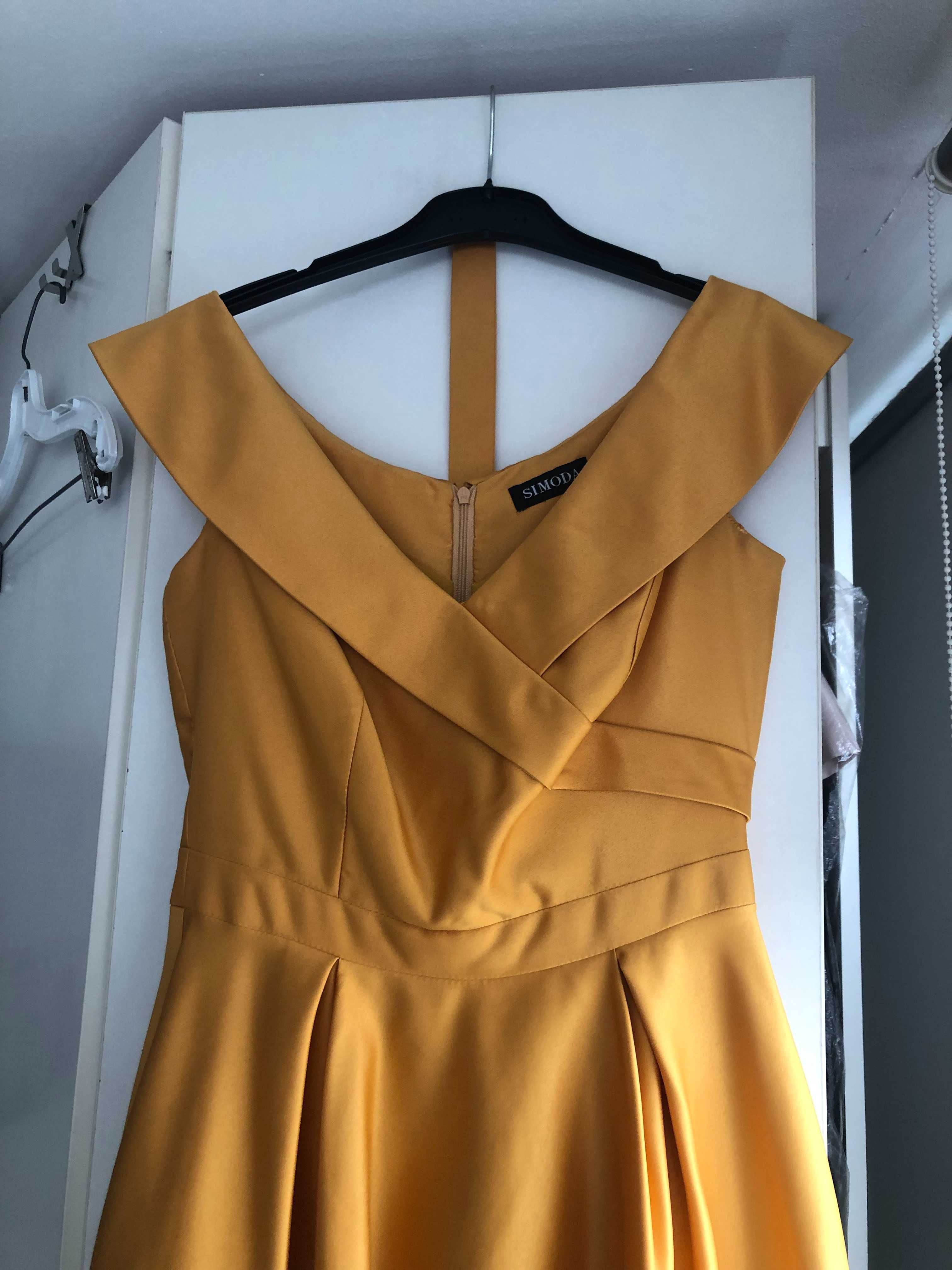 Rochie elegantă în stare foarte buna