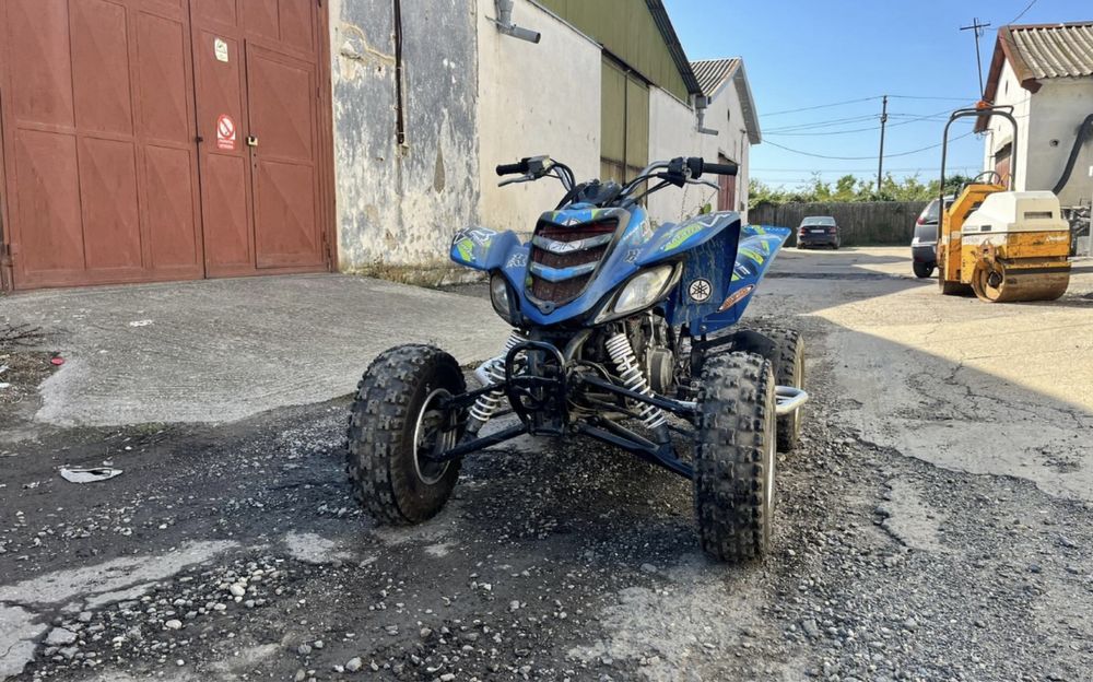 Yamaha raptor 660r