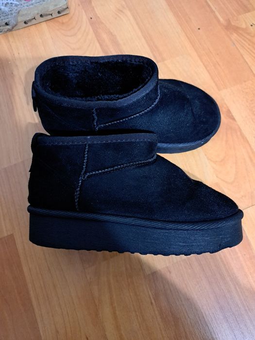 Ghete tip Ugg 31