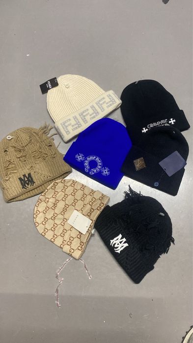 caciuli unsiex lana naturala