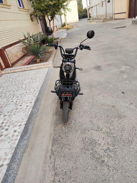 Elektro Skuter..
