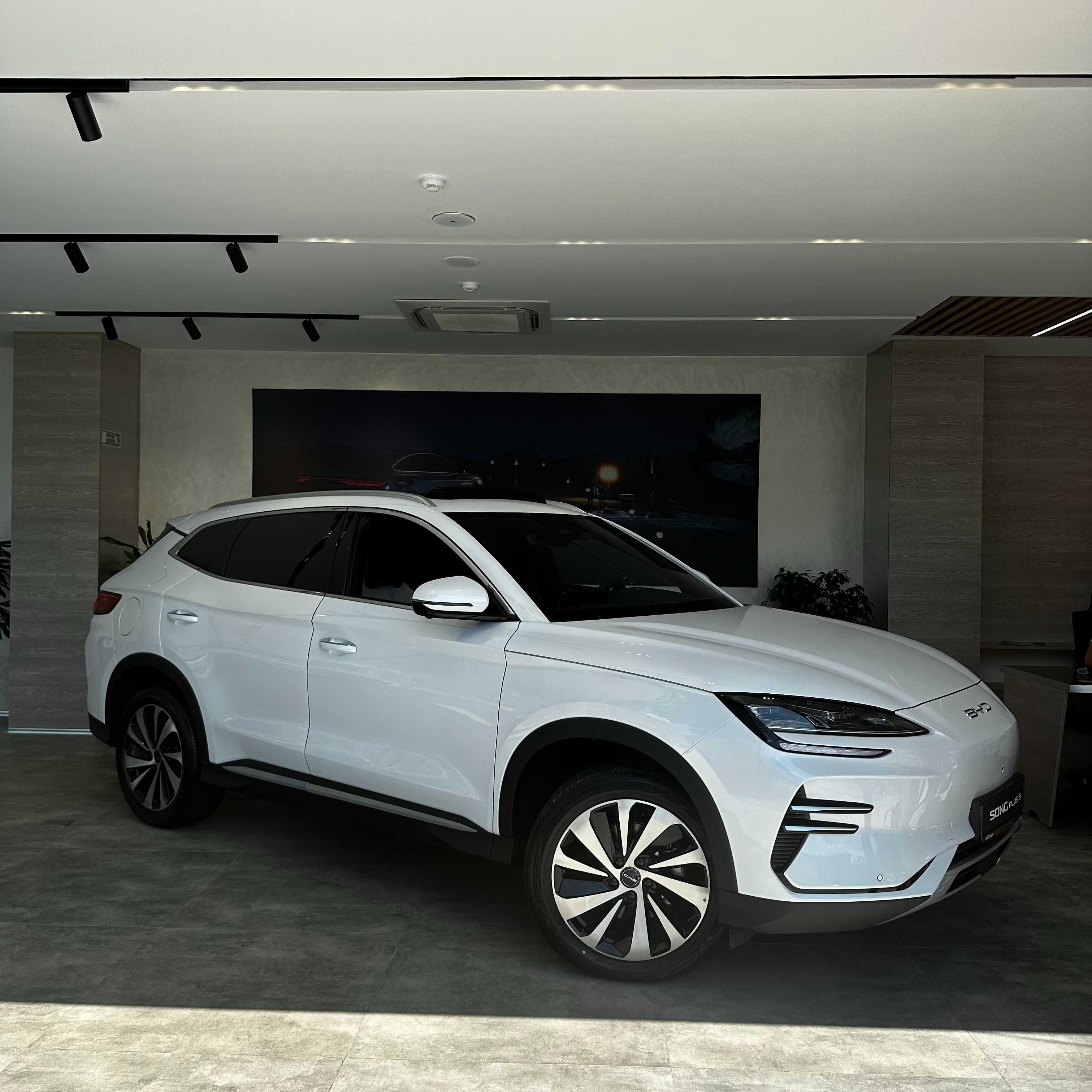 BYD Song Plus Champion EV 520km Flagship