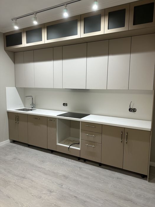 Искусственный камень! Изготовление столешниц на кухню и в сан узлы.