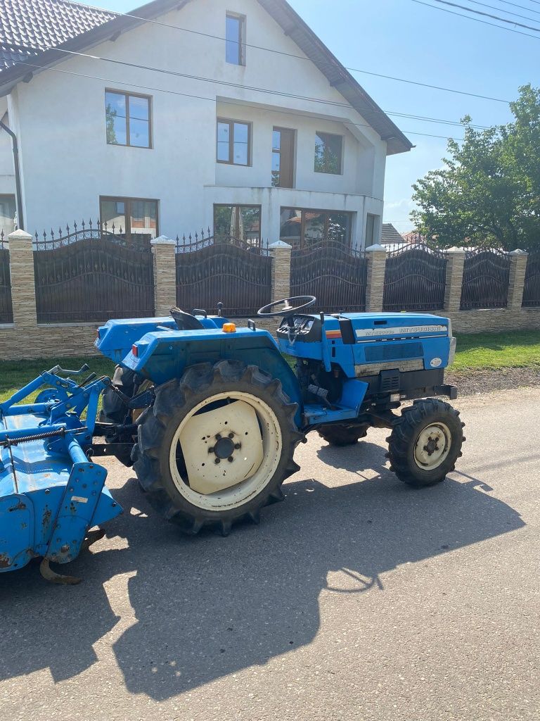 Tractor 4x4 Mitsubishi Iseki nu kubota foton same