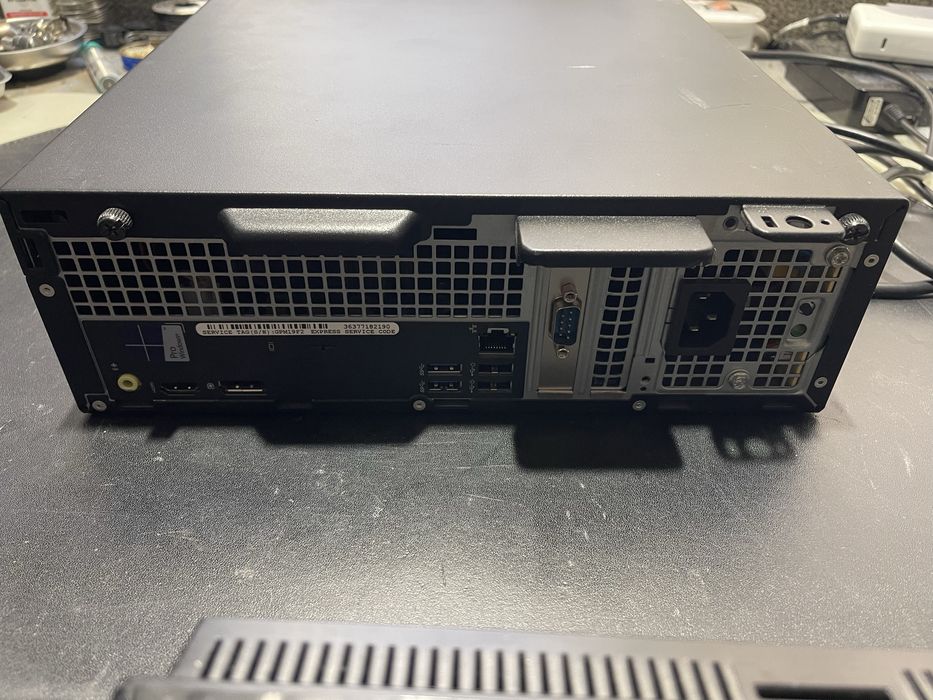 Unitate Office Dell Optiplex 3040 I3-6100 320GB HDD 4GB RAM Intel HD