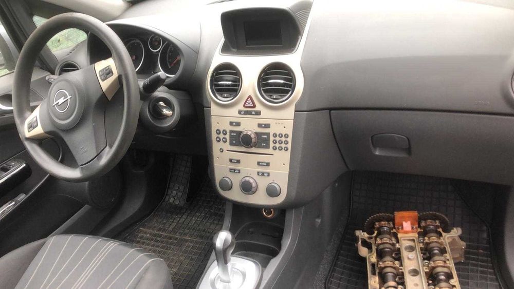 Dezmembram Opel Corsa D