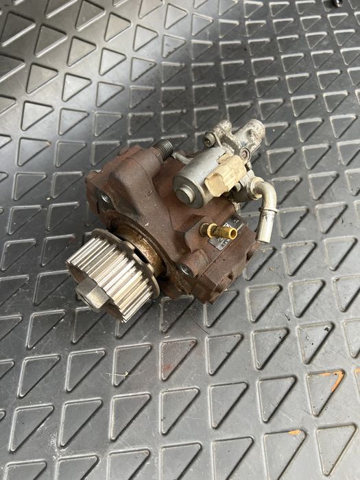 Pompa injectie Mazda 3 1.6d 2011 Pompa motorina inalte Ford
