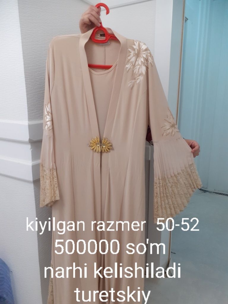 Ko'ylak. Ichida ko'ylagi, ustida abaya