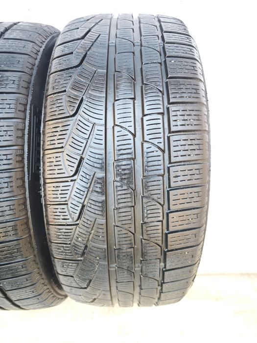 Anvelope 235/40/19 Pirelli iarna