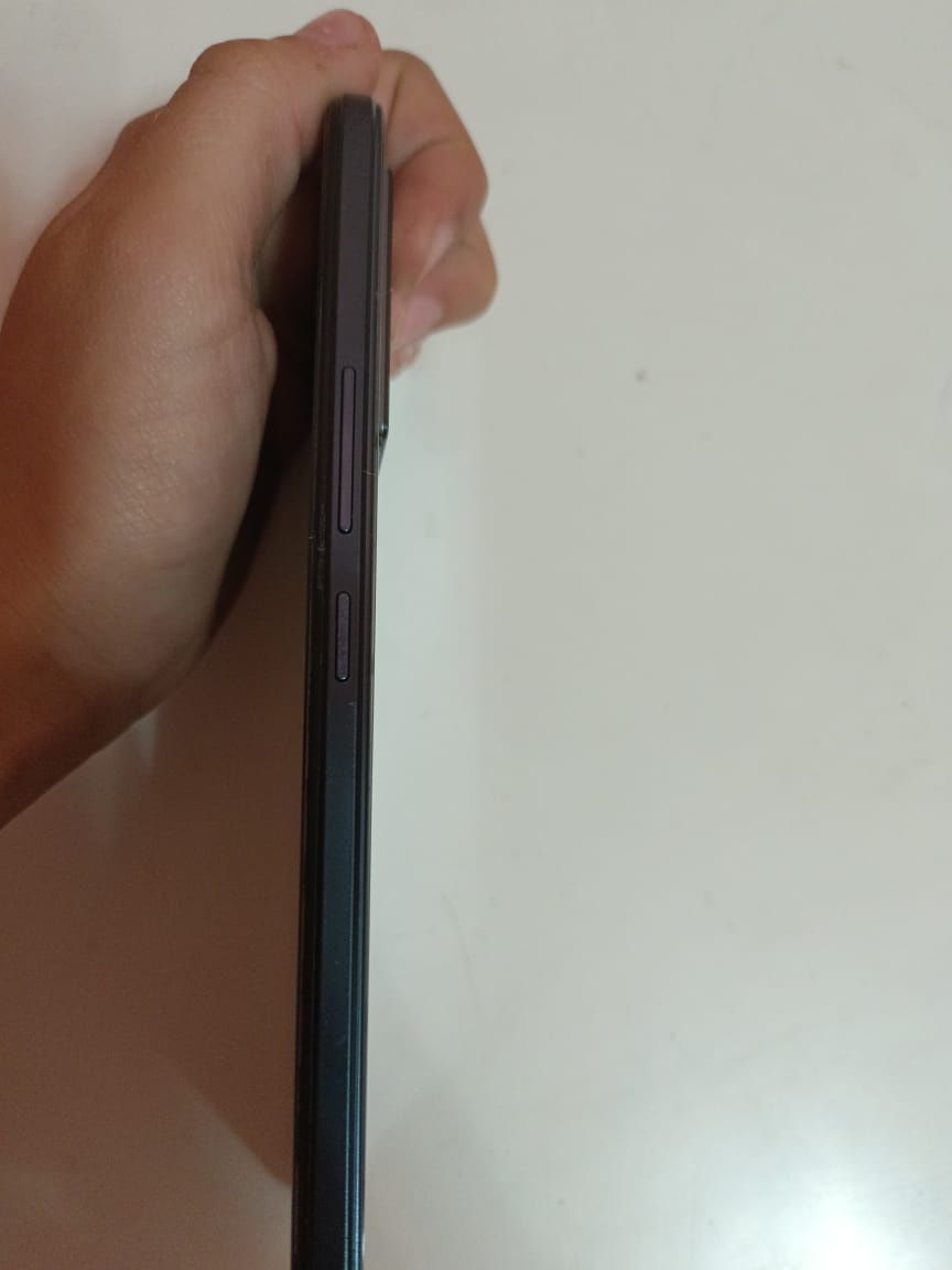 Продам Vivo v23e