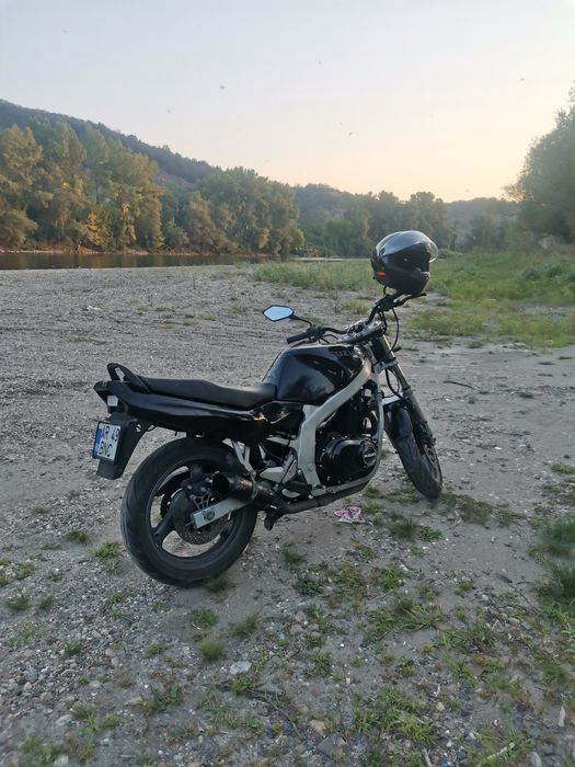 Suzuki GS 500 E a2