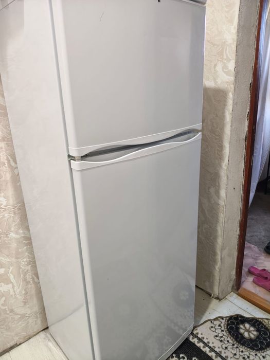 Холодильник продам