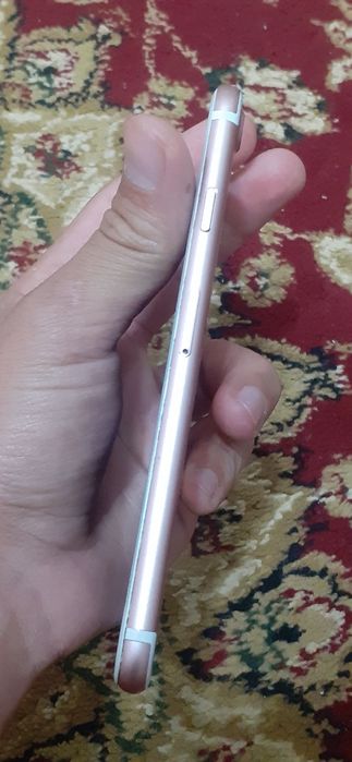 iPhone 7 128GB Gold