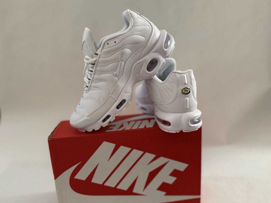 Nike Air Max TN Plus Triple White (от/до 36-46 номер)(НАЙ-ПРОДАВАН)
