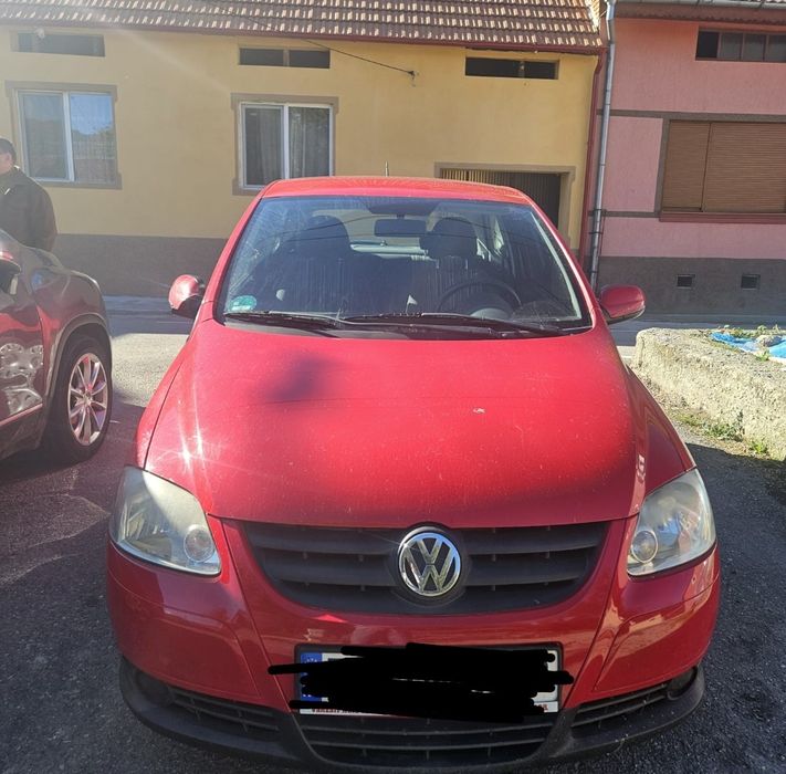 Volkswagen Fox 1.2 Benzină – 2008 – Stare foarte bună 

Vând Volkswage
