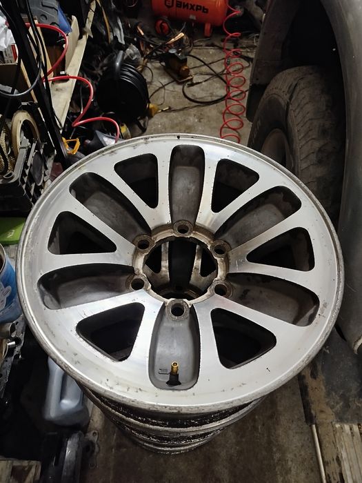 Продам комплект дисков