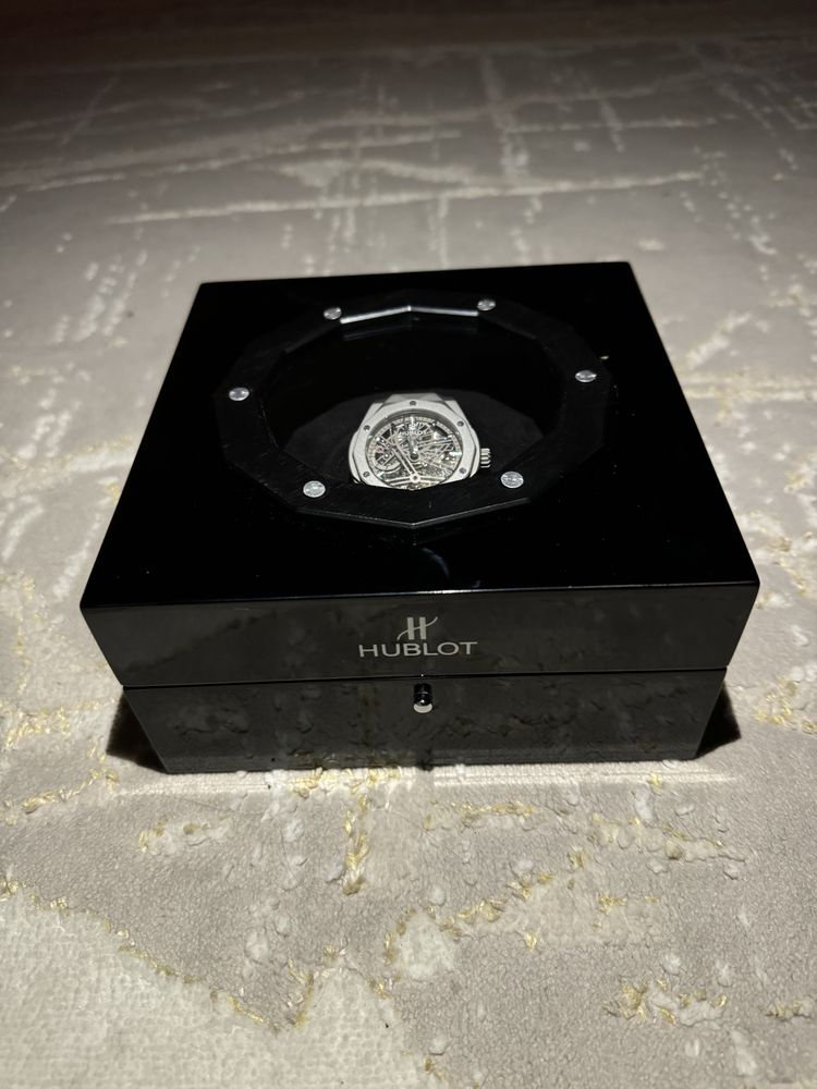 Часы HUBLOT оригинальные