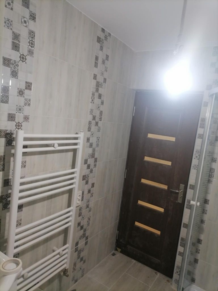 Construcții și finisaje