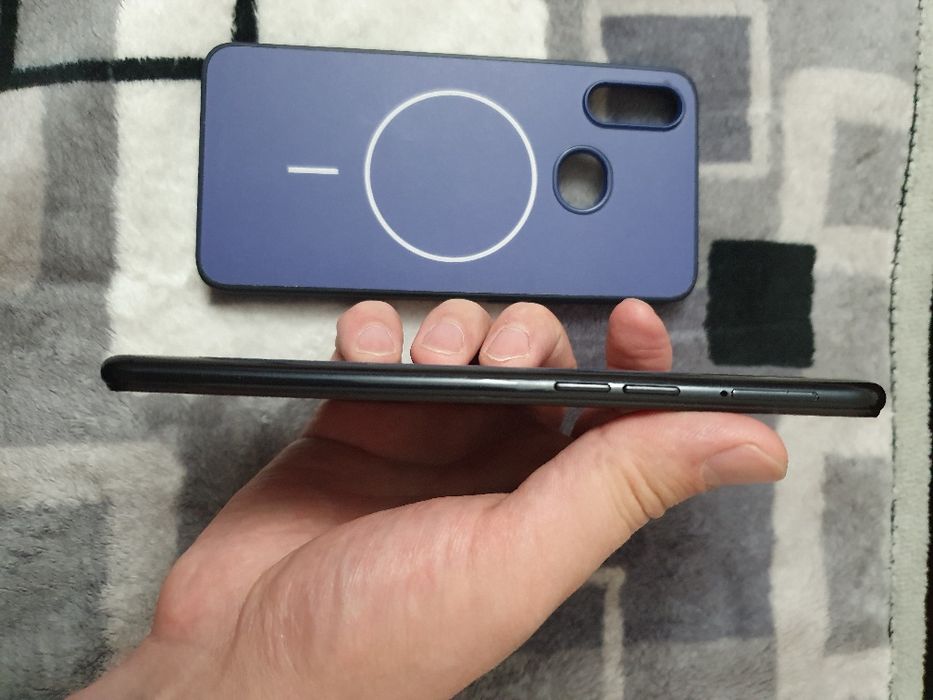 Srochna sotiladi Samsung Galaxy A10S 32Gb Black Original Xolati Ideal