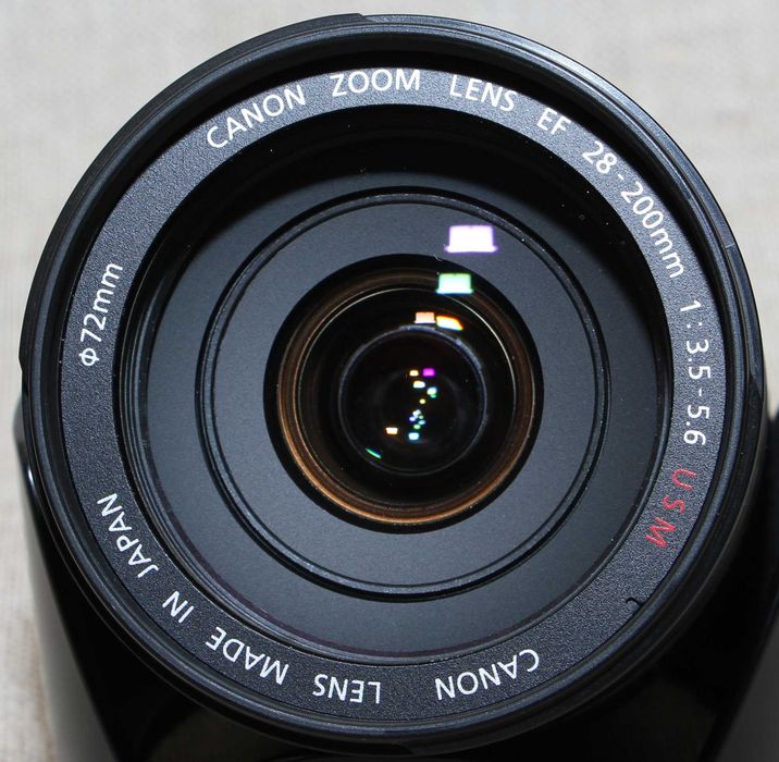 обектив Canon EF 28-200 1:3,5-5,6 USM