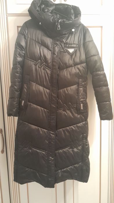 Зимняя тёплая куртка