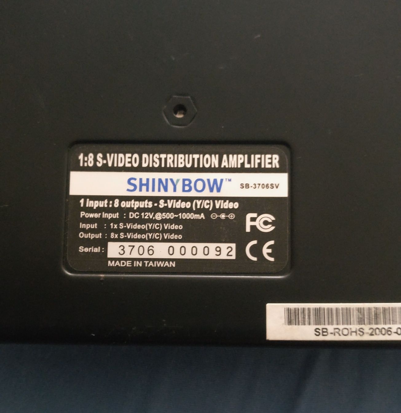 Amplificator De Distribuție Splitter Video Shinybow 1x8 (1:8) S-Video